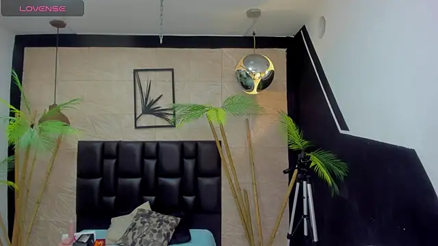 alana bonny online show from 04-10-26, 12:43