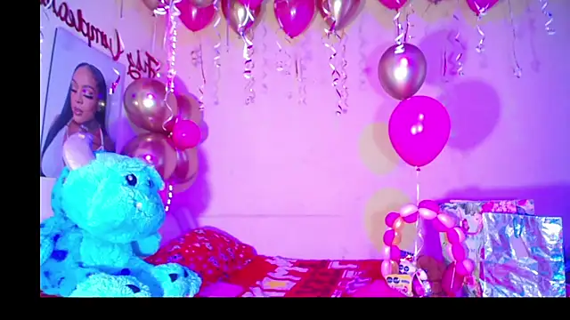 pink 7777 online show from 11-08-25, 04:29