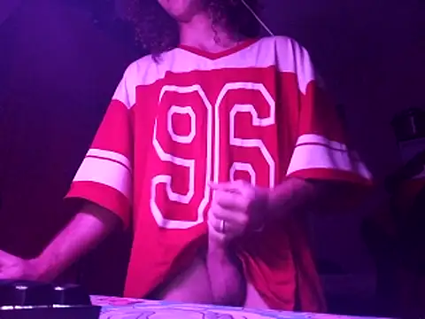 Snapshot of Ruivinh0 chatting on 10-30-25, 11:16 Ruivinh0 online show from 10-30-25, 11:16