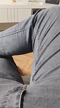 Snapshot of LeoMaduroSP chatting on 01-19-26, 03:05 LeoMaduroSP online show from 01-19-26, 03:05