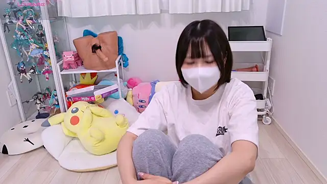 Snapshot of chii_chan_o0 chatting on 06-26-26, 05:01 chii chan o0 online show from 06-26-26, 05:01