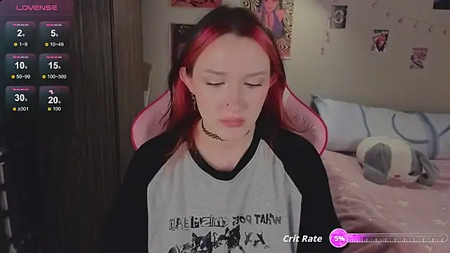 CrystalBlaze  online show from 10-25-25, 08:47