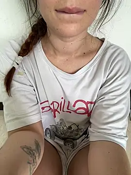 Megan colsom online show from 01-18-26, 06:12