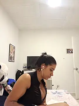 Samantha hotly online show from 03-30-26, 02:23