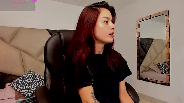 valerieMattson online show from 11-20-25, 05:56