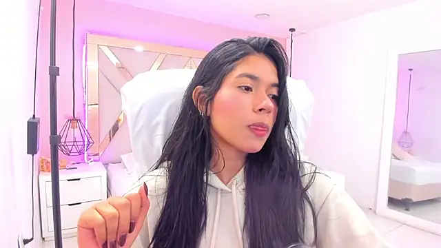 samantaa shy online show from 04-22-26, 03:42