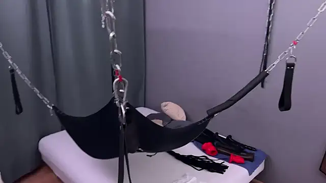 djejzi online show from 11-02-25, 01:41