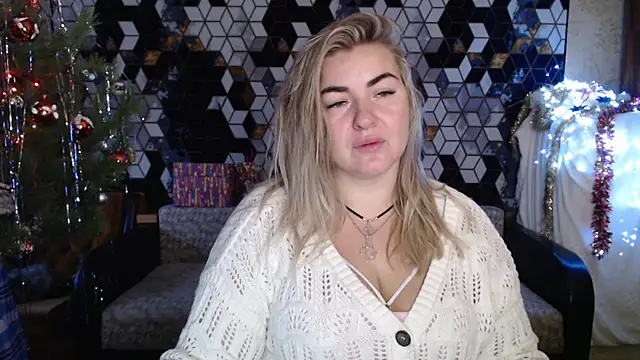 Snapshot of NikaSkylink chatting on 12-23-25, 04:54 NikaSkylink online show from 12-23-25, 04:54