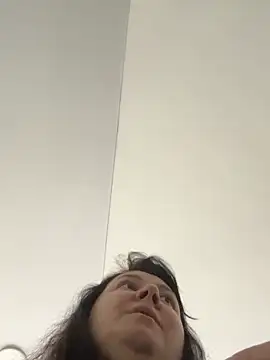 Liza Will online show from 10-22-25, 08:14