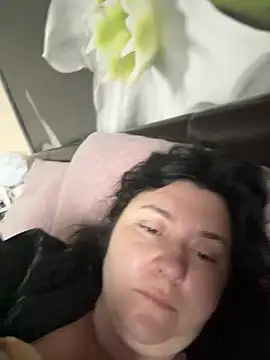 Snapshot of Liza_Will chatting on 02-03-26, 06:51 Liza Will online show from 02-03-26, 06:51