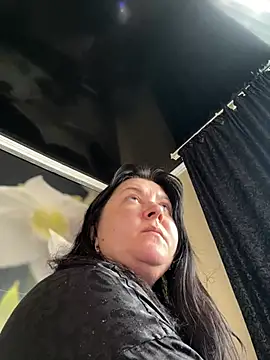 Snapshot of Liza_Will chatting on 02-11-26, 11:37 Liza Will online show from 02-11-26, 11:37