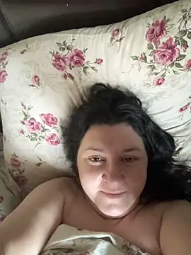 Snapshot of Liza_Will chatting on 03-02-26, 05:41 Liza Will online show from 03-02-26, 05:41