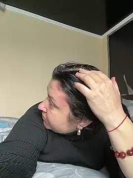 Snapshot of Liza_Will chatting on 03-27-26, 09:53 Liza Will online show from 03-27-26, 09:53