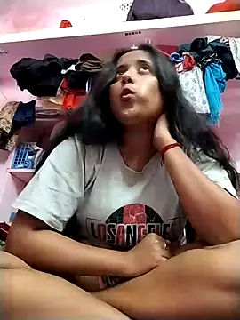 Snapshot of Fun__with__Prity chatting on 10-31-25, 05:58 Fun  with  Prity online show from 10-31-25, 05:58