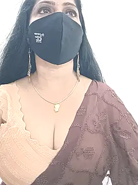 shivani27 online show from 04-19-26, 06:21