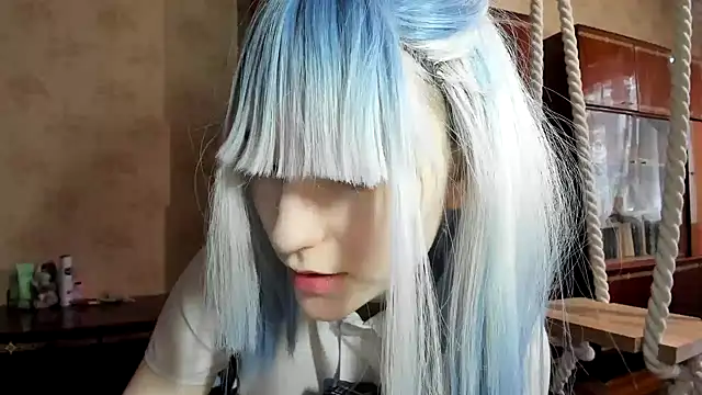 kioshi kiss online show from 11-10-25, 10:36