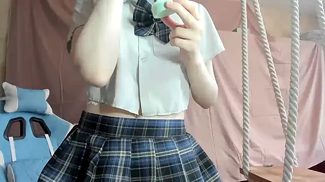 kioshi kiss online show from 12-18-25, 12:00