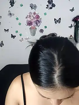 AntonelaMorriz online show from 06-10-26, 08:57