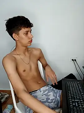 Snapshot of Allnei chatting on 10-26-25, 08:37 Allnei online show from 10-26-25, 08:37