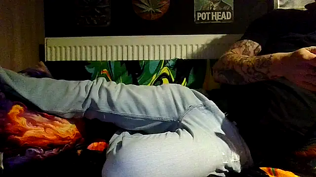 Flash0910 online show from 10-20-25, 10:43