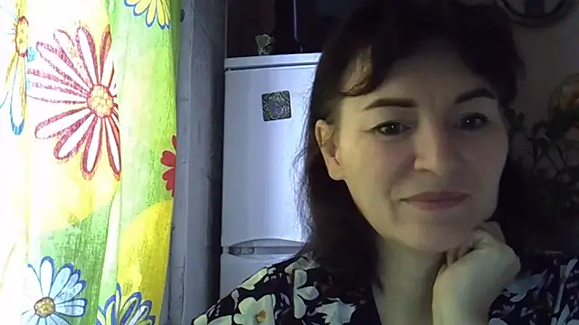 Krystal 82 online show from 11-25-25, 09:20