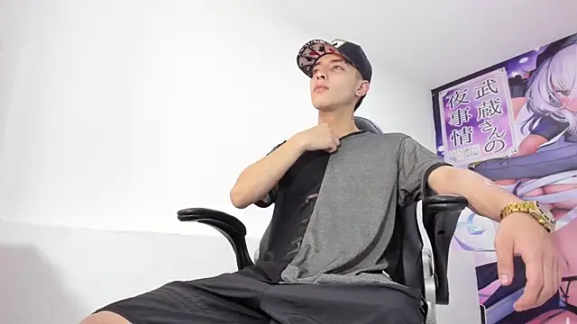 Snapshot of Dereck_Boy8 chatting on 11-19-25, 07:47 Dereck Boy8 online show from 11-19-25, 07:47