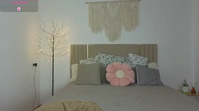 Real cutie1 online show from 11-30-25, 01:48