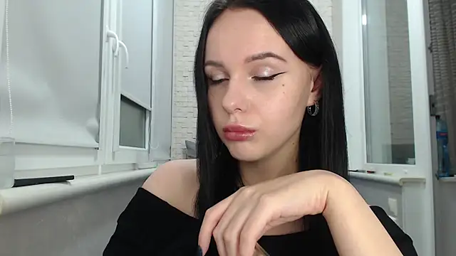 Snapshot of Blair_Yates chatting on 10-26-25, 09:10 Blair Yates online show from 10-26-25, 09:10