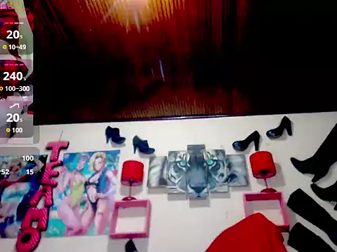 Snapshot of blondehot5v chatting on 09-20-25, 12:17 blondehot5v online show from 09-20-25, 12:17