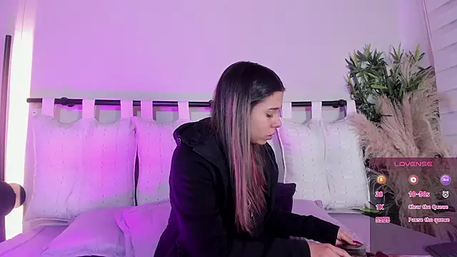 Rachell criss online show from 02-03-26, 04:21