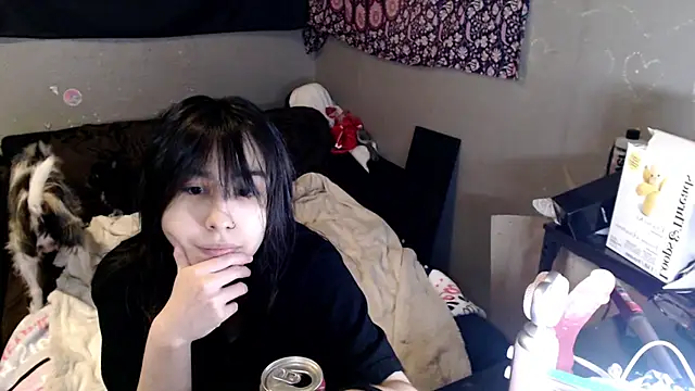 London Ray online show from 02-19-26, 01:56