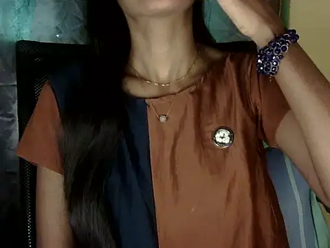 zara Khan0 online show from 12-17-25, 04:40