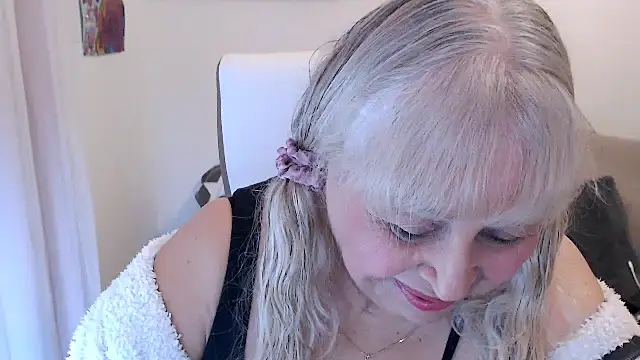 SusiLifeXXX online show from 10-22-25, 06:51