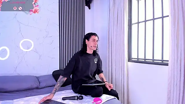 JackAndRosse  online show from 02-17-26, 02:02