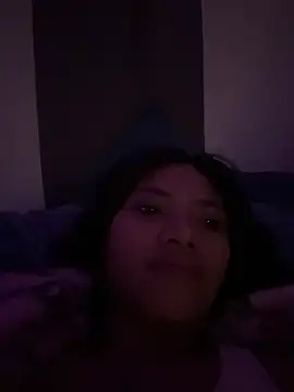 Snapshot of Nia_Desire chatting on 06-18-26, 06:13 Nia Desire online show from 06-18-26, 06:13