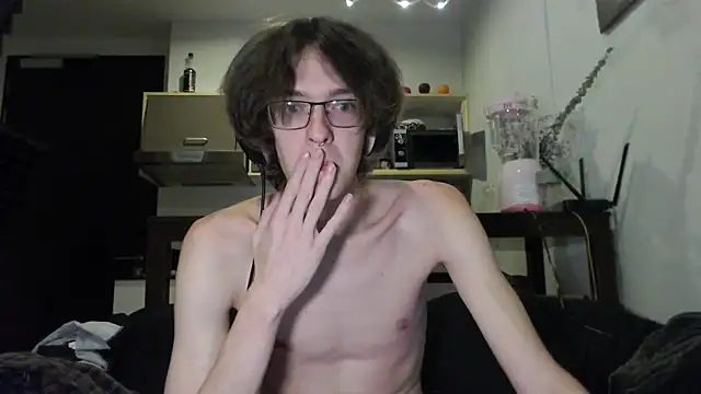 Snapshot of LovesomeCookie chatting on 09-09-25, 04:17 LovesomeCookie online show from 09-09-25, 04:17