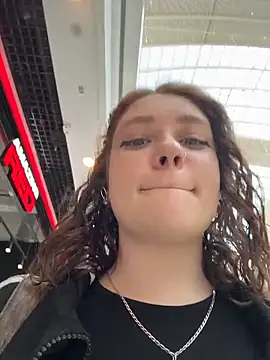 lucy-joy online show from 03-24-26, 09:14