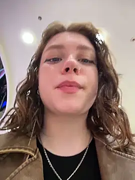 lucy-joy online show from 03-30-26, 09:32