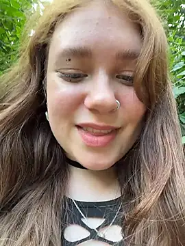 Snapshot of lucy-joy chatting on 07-28-26, 12:48 lucy-joy online show from 07-28-26, 12:48
