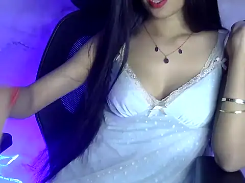 Snapshot of Shizuka_11 chatting on 10-23-25, 07:23 Shizuka 11 online show from 10-23-25, 07:23