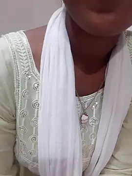 Snapshot of AnkitaDevi chatting on 09-09-25, 03:39 AnkitaDevi online show from 09-09-25, 03:39