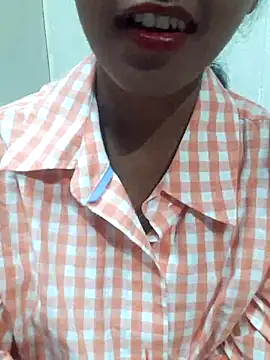 Snapshot of AnkitaDevi chatting on 09-18-25, 03:41 AnkitaDevi online show from 09-18-25, 03:41