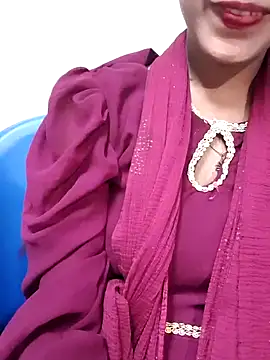 Snapshot of AnkitaDevi chatting on 09-23-25, 04:04 AnkitaDevi online show from 09-23-25, 04:04