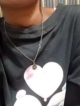 Snapshot of AnkitaDevi chatting on 10-11-25, 03:50 AnkitaDevi online show from 10-11-25, 03:50