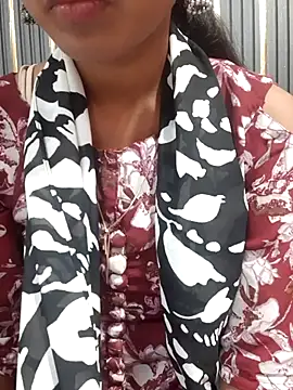 Snapshot of AnkitaDevi chatting on 10-17-25, 04:48 AnkitaDevi online show from 10-17-25, 04:48