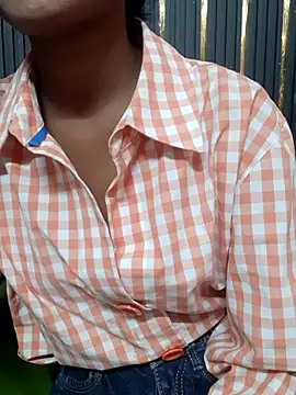 Snapshot of AnkitaDevi chatting on 11-04-25, 03:16 AnkitaDevi online show from 11-04-25, 03:16