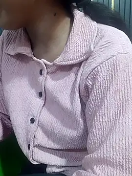 Snapshot of AnkitaDevi chatting on 11-07-25, 04:23 AnkitaDevi online show from 11-07-25, 04:23