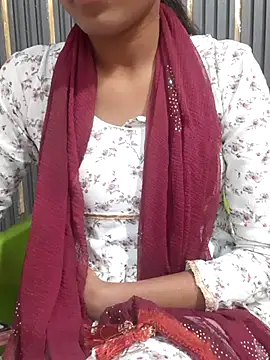 Snapshot of AnkitaDevi chatting on 11-10-25, 04:55 AnkitaDevi online show from 11-10-25, 04:55