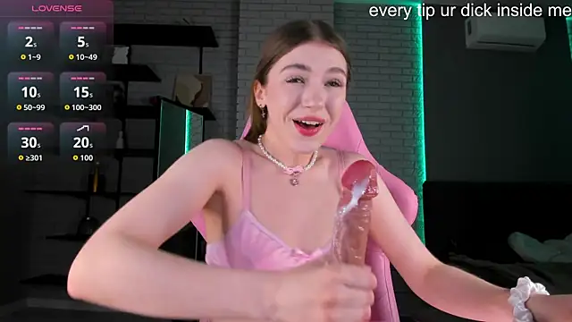 lunamuna1 online show from 04-24-26, 10:18