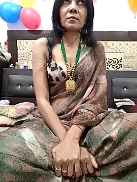 Yourhotsweetgirl online show from 11-15-25, 08:11